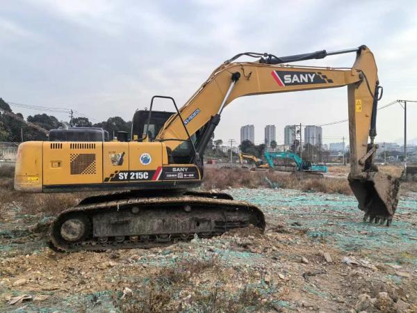 Utilisé 2019 SANY SY215-10 Excavateur 21Ton Capacité de service complet Historique de la construction