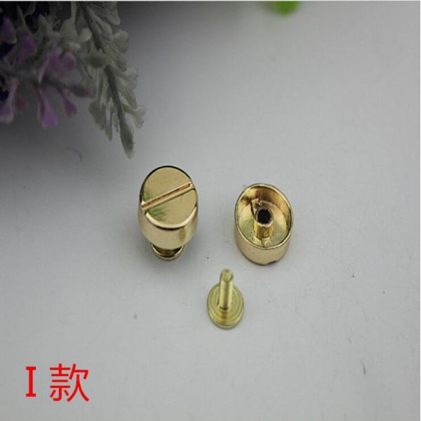 2019 Factory supply wholesale zinc alloy 12 mm gold one word shape pattern metal screw rivets for bags