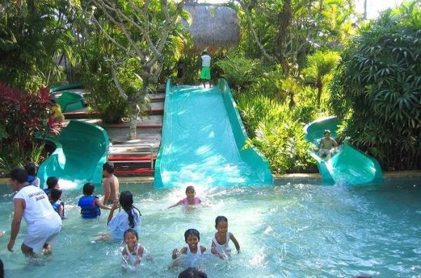 Swimming Pool Play Fiberglass Water Park Equipment Family Wide Slide For Kids