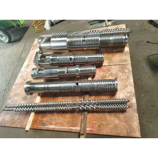 бочонок винта штрангпресса 38CrMoAlA Sacm645 пластиковый для дуя машины фильма