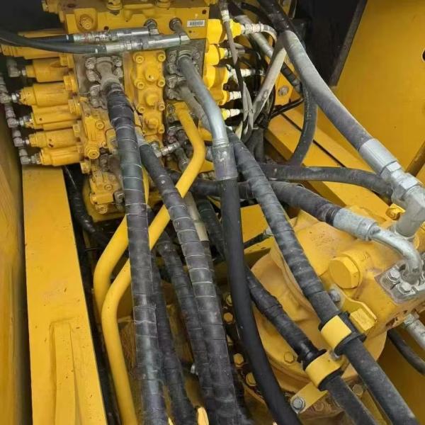 Komatsu used excavator digger PC240 Excavator: High - Quality, Cost - effective Option