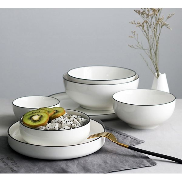 Farmhouse Black Rim 16 Piece Porcelain Dinnerware Set For Caterers Canteens