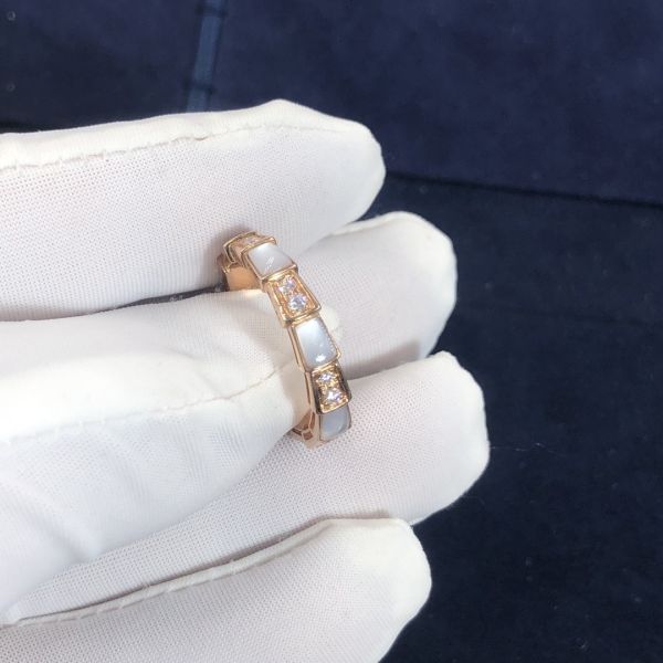 Elegant  18K Gold Diamonds Serpenti Viper Ring Diamond With White MOP Ring Yellow Gold White Gold