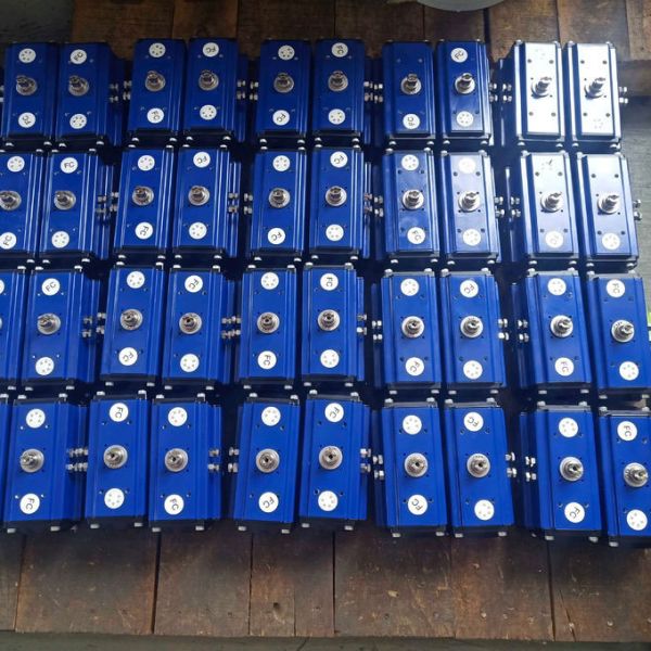 Single Action  FC FO Pneumatic Rotary Actuator NAMUR ISO5211 DIN3337 Standards For Valves