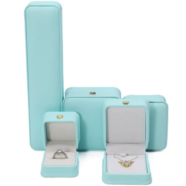 Round Corner Arc Shaped PU Leather Luxury Jewelry Box Set with Crown Ornament