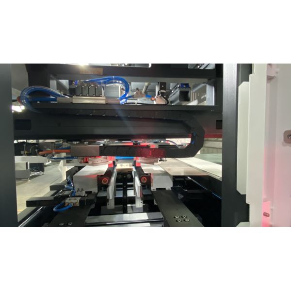 Double Feeding Double Forming Rigid Box Making Machine Fast Speed High Precision Full Servo Control