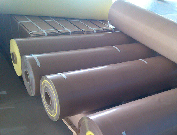 Beige Adhesive PTFE Coated Fiberglass Fabric with Smooth Surface and Aging Resistance for High-Temperature Applications