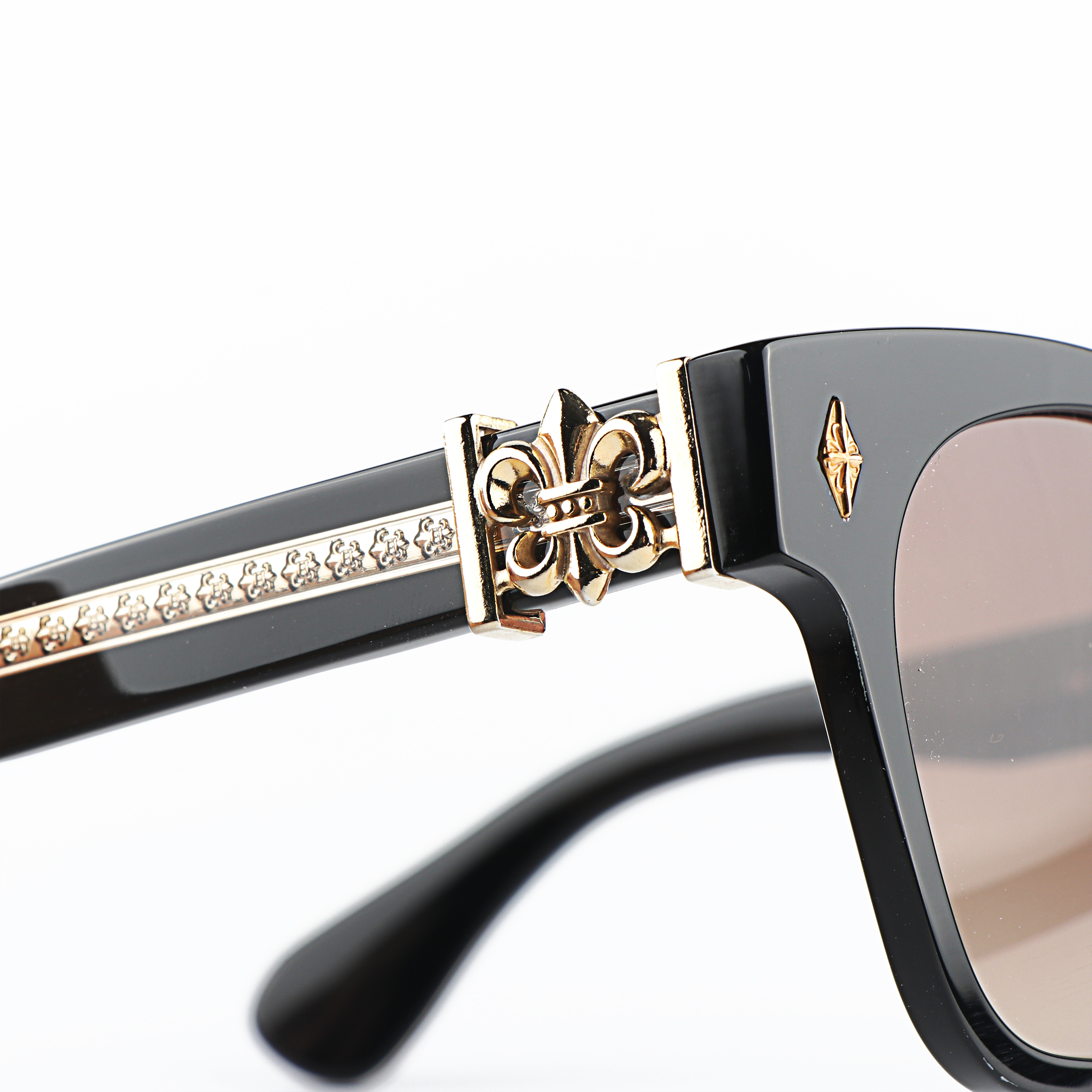 2026 New Designer Vintage Fall Travelling Parties Female Male Sun Glasses Elegant Anti Uv Festival Men Women Sunglasses Factory