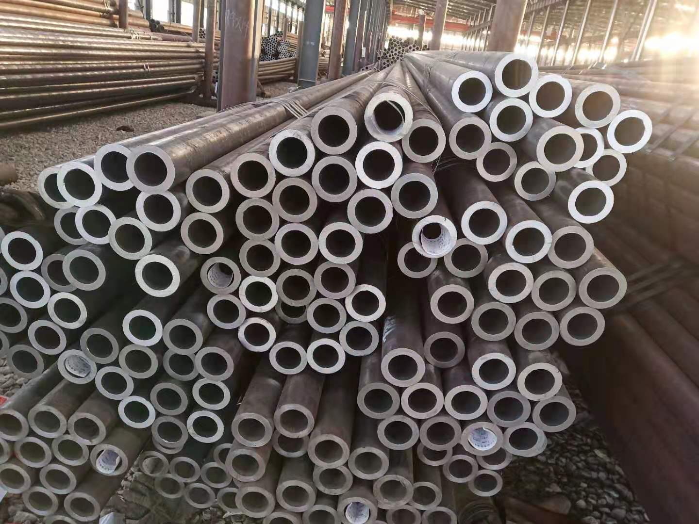 ODM холодный - труба OD194mm WT35mm SCH10 SCH20 вычерченного углерода безшовная стальная