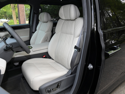 2022 ZEEKR 009 Chinese Top Energy Vehicles Luxury EV Car MPV with 125kW Maximum Power