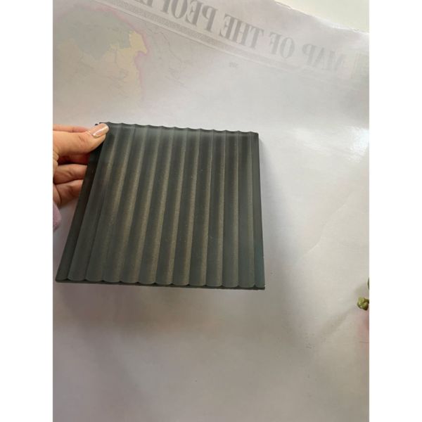 Clear Narrow Reeded/Moru Fluted Spotswood Rainbow Glass Cathedral Satinlite Architecture