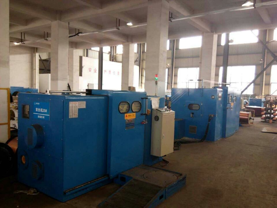 Sky Blue Or Apple Green Wire Bunching Machine Twister Diameter 630mm Equipment