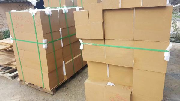 Tumbled Finishing Rough Natural Sandstone Slabs Weathering Resistant