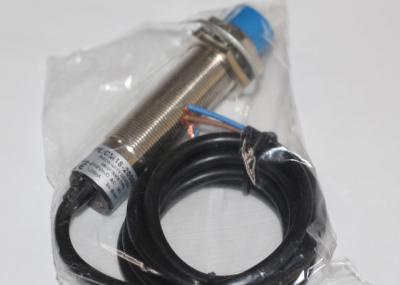 CM18 ABS Resin Detection Capacitive Type Proximity Sensor IP54 Non - Flush