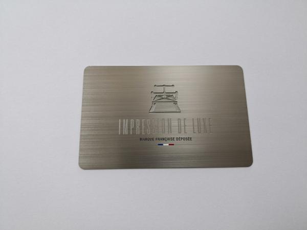 0.5mm Thickness Metal Business Cards Deboss Logo Silver Gold Brushed Finish