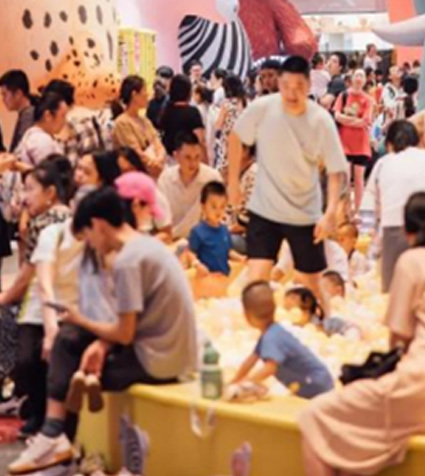 65-inch HD Interactive Screen Sports Game Machine with Motion-Sensing for 2 Players