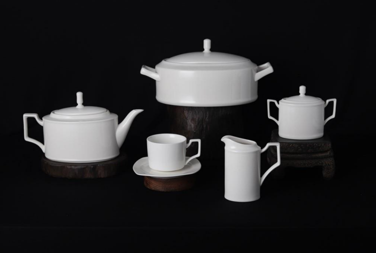 new bone china - tea set /tea pot/sugar pot/creamer/tureen  white glaze for daily used ceramics
