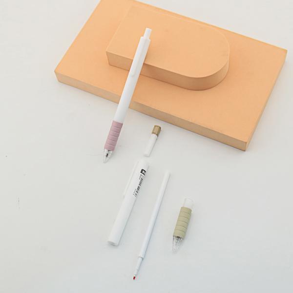 0.5mm simple presse en plastique crée un stylo à encre en gel écriture fluide prise douce encre sèche rapide