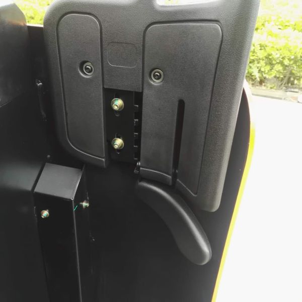 Штабелеукладчик достигаемости мощьности импульса электрический 1,5 тонны 2 тонны платформа грузоподъемника достигаемости 2,5 тонн электрическая