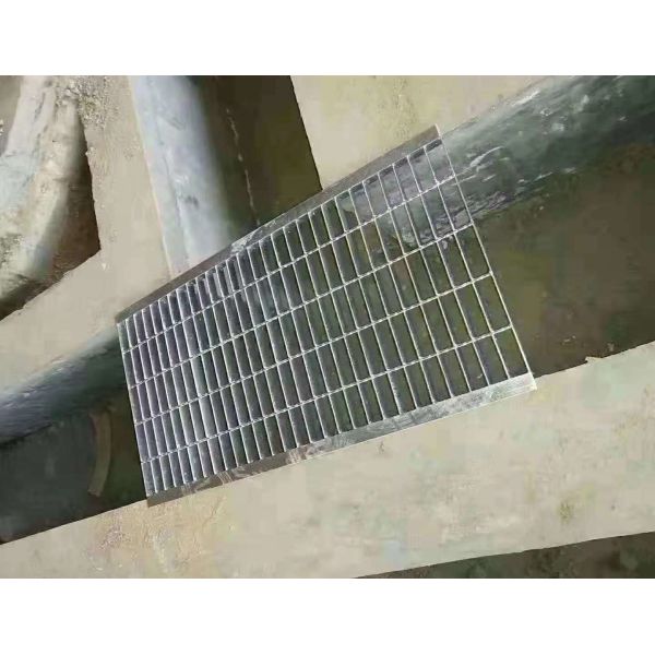 Рассейте сетку металла жары 100mm скрежеща 304 решетки нержавеющей стали