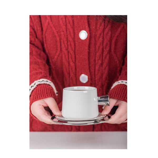 Cute Porcelain Tea Cup Set With Spoon Sustainable Ceramic Coffee Cup And Saucer Set