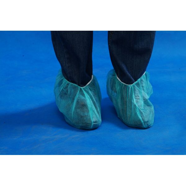 Anti Slip Plastic Foot Disposable Shoe Covers Light Blue Color 30gsm Thickness