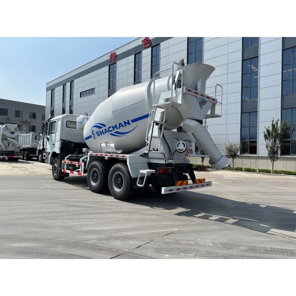 6 Shift hacia adelante Shacman 10CBM fabricantes de camiones mezcladores proveedores