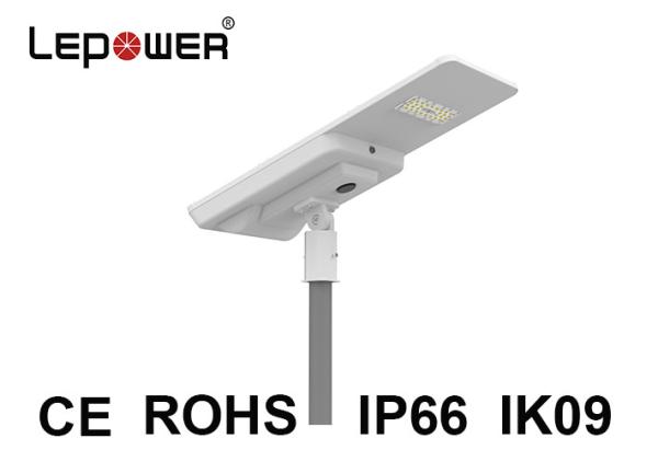 Integrated Solar Outdoor LED Street Lights 60 Watts Controller Reflector Battery Backup