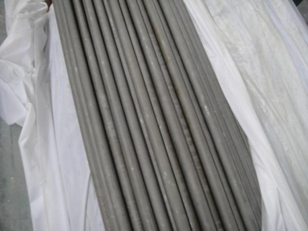 DIN17175 15Mo3 Seamless Cold Drawn Steel Tube Round Shape Custom Design