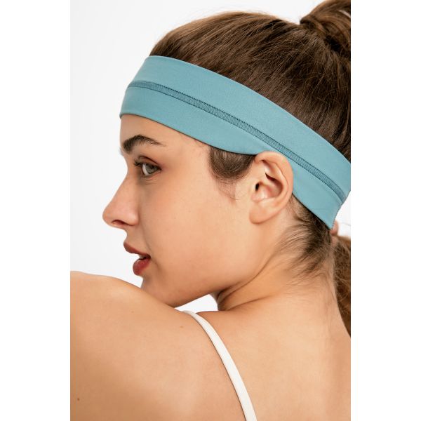 Wide Elastic Sports Headband For Women Light Blue Moisture Wicking Sweat Resistant
