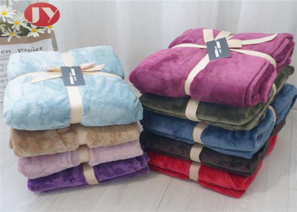 OEM/ODM Logo Luxury Flannel Polyester Fleece Blanket All Season Luxurious Gift Packing Soft