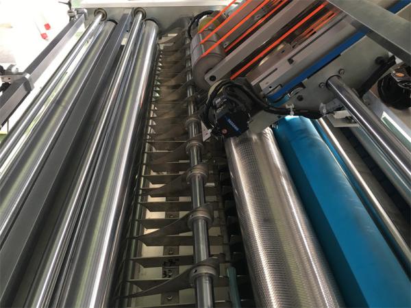 Laminador automático de flauta 150-800gsm 20kw 150m/min para fabricação de placas 380v
