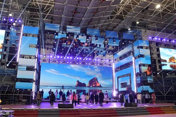 YUYI LED P4.81 Alquiler Led Screen Led Panel interior de vídeo a todo color Pared de escenario