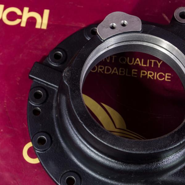 Sinotruk Howo Spare Parts Sitrak C7h MCX16 PARTS Main Reducer Housing Cover AZ712732001125