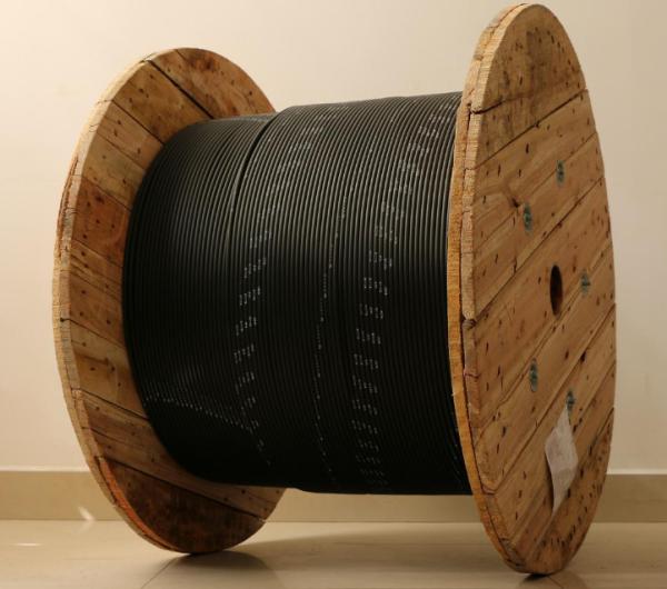 Cabo de fibra ótica fraco encalhado GYTA do tubo para a antena ou a aplicação canalizada