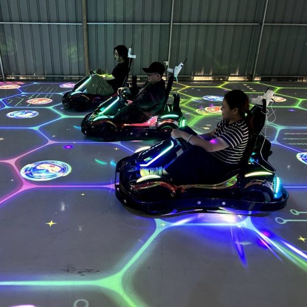 Real Driving Interactive Racing Arena Immersive Go Karting For Retail Spaces