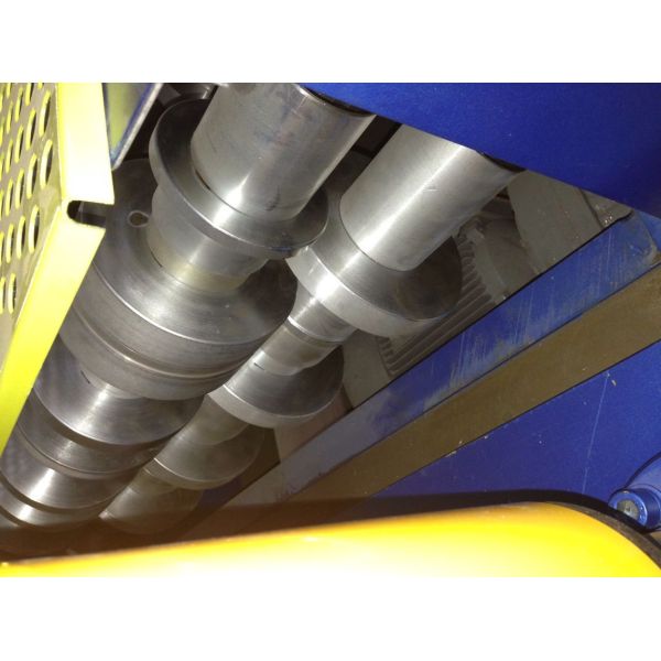 Automatic  Cold Roll Forming Machine Change Size C Purlin For Steel Structure