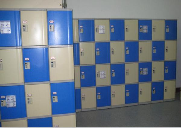 H2000 × W933 × D450mm 4 Tier Lockers Graffiti Proof With Master Combination Padlock