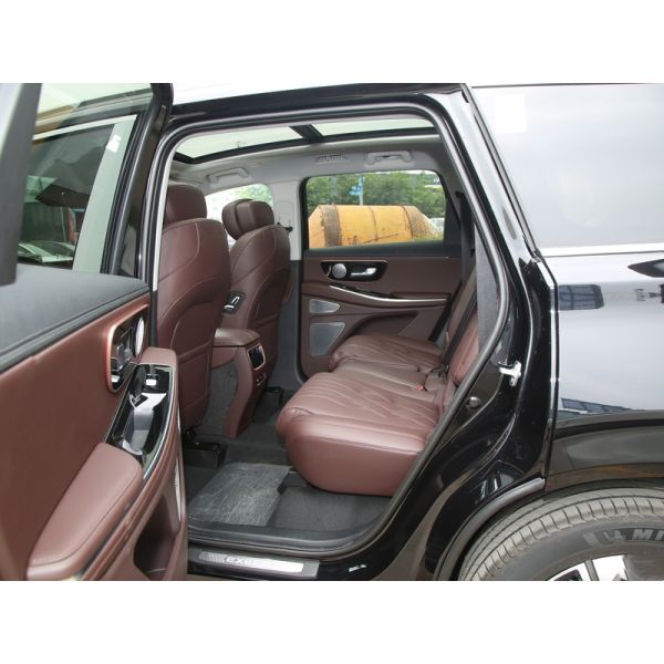 New Cars Chery Exeed Lanyue Gasoline Car 2.0T 261Ps L4 7 Seater SUV