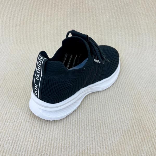 Ladies Athletic Sport Shoes With Light Breathable Mesh Girls Sneakers