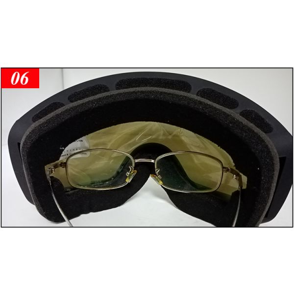 Unisex Black Ski Goggles with Customized Anti-Fog TPU Frame and OTG Black Frame