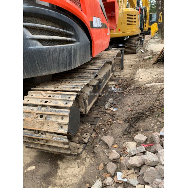 8000 KG Kubota185-3 Excavateur avec une capacité de seau de 0,35m3 et une construction en acier doux