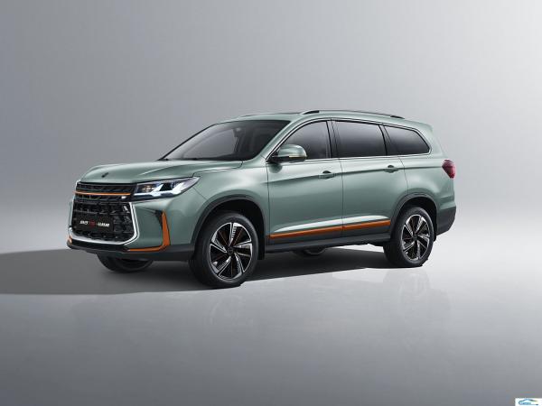 50-80L Fuel Tank Capacity Dongfeng Forthing T5 2024 A Chinese Mini SUV for Retail