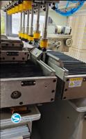 Taille maximale de la plaque de tête 120 mm Machine de fermeture de réservoir en plastique 800-1300 kg pour la fabrication de réservoirs lourds