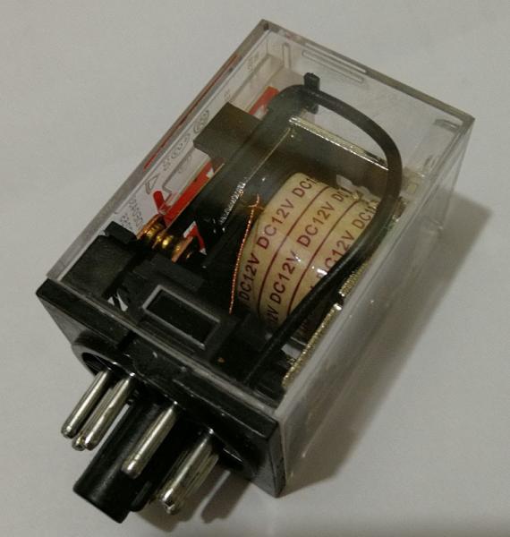 Relais MK2P-I-DC12V MK2P-I-12VDC - rond 10A (d'Omron Pin 8)