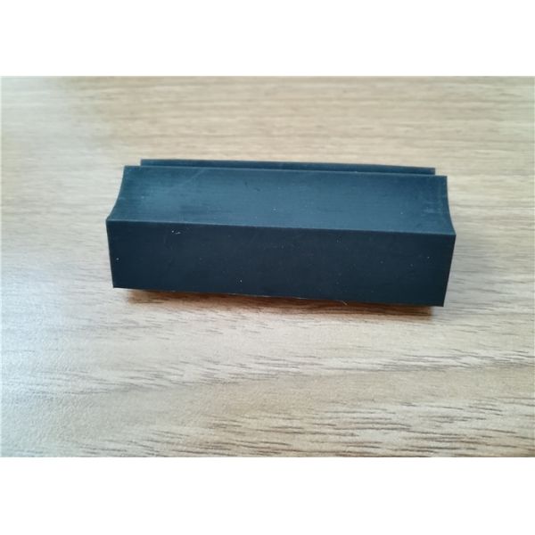 Oil Resistance Die Cut Molded Rubber Parts For Industrial Machine Various Color