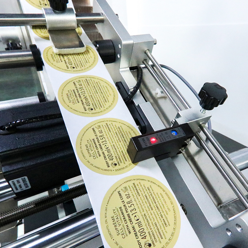 Full Automatic Self Adhesive Labeling Machine Pouch Labeling Machine for PE Bags and Vacuum Bags Labeller