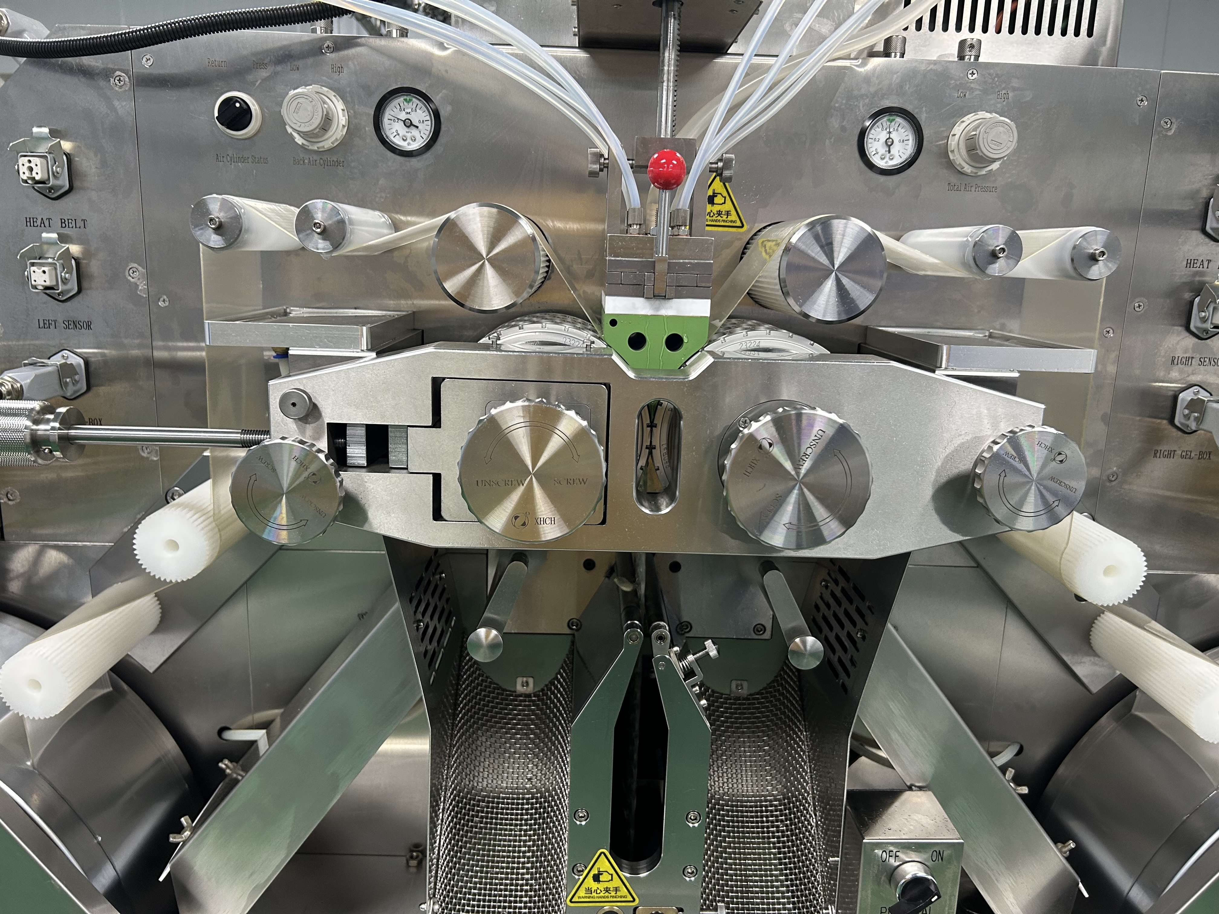 Softgel Encapsulation Machine Fully Automatic GMP Soft Capsule Making Machine for Pharma & Nutraceutical