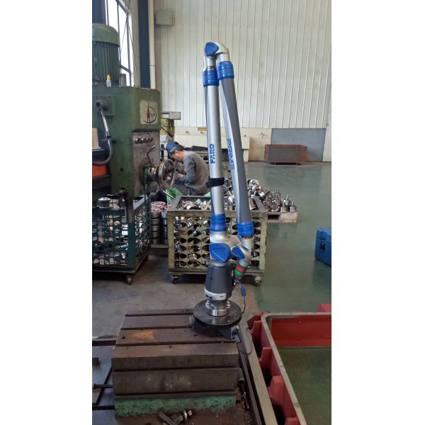 Mould box and moulding car