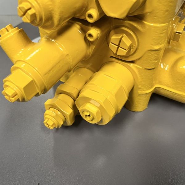 Tokugawa Hydraulic Remanufacturing GID Hydraulic Main Control Valve Assembly 723-57-11700 For Komatsu PC130-7 PC130-7K Excavator.